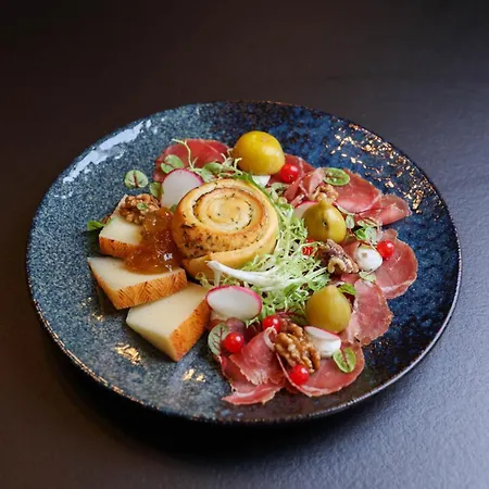 Hotel Cafe-restaurant Leo *