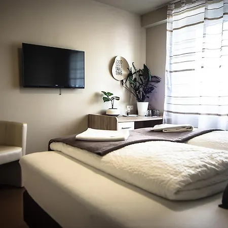 فندق Cafe-restaurant Leo