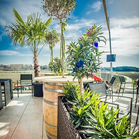 Hotel Cafe-restaurant Leo *