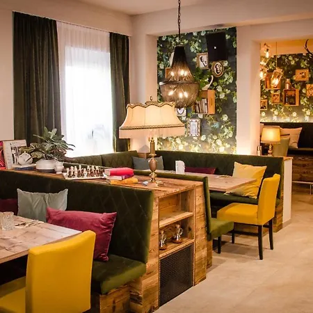 فندق Cafe-restaurant Leo كالسدورف باي غراتس