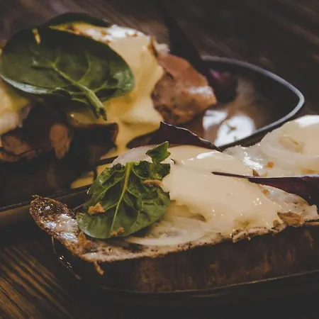 Cafe-restaurant Leo Отель