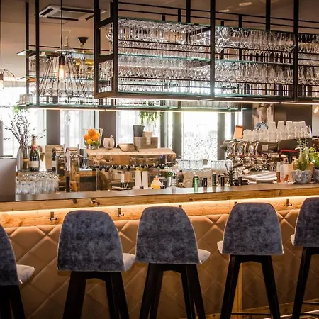 Cafe-restaurant Leo فندق