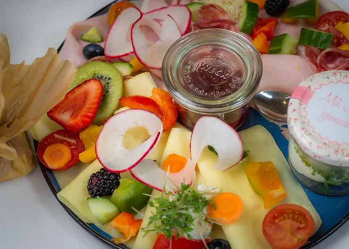 Отель Cafe-restaurant Leo *