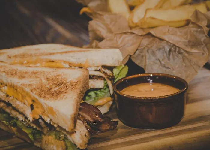 Cafe-restaurant Leo فندق